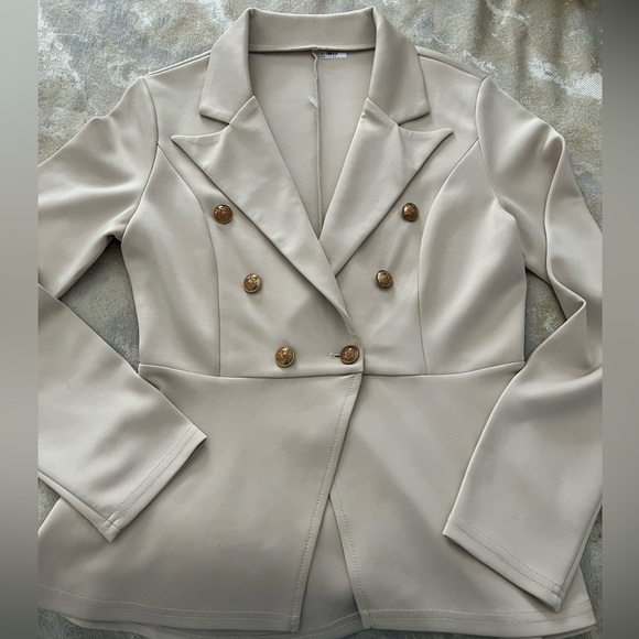 063. Bundle of Two Blazers - Picture 10 of 11